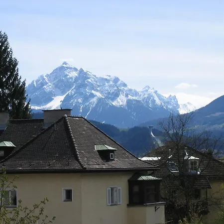 Gasthof Koreth Guest house