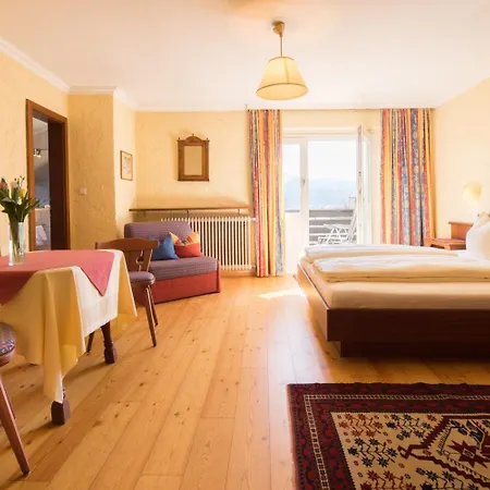 Gasthof Koreth Guest house